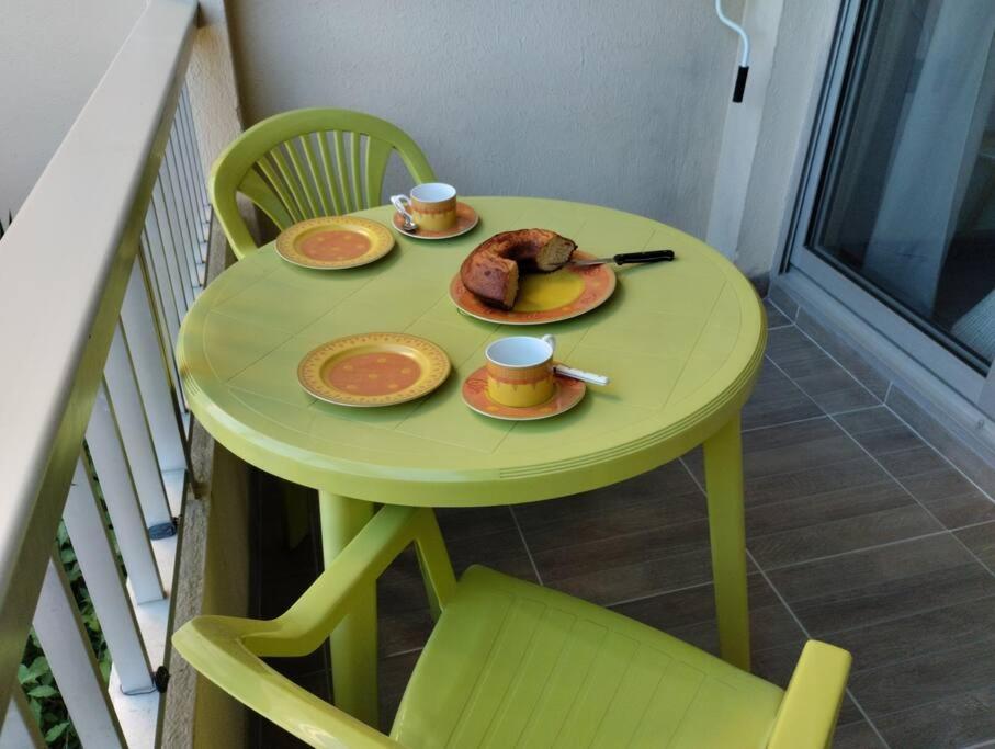Petit Paradis Classe 3 Etoiles A 200M De La Plage! Terrasse-Wifi-Parking-Clim サン・マンドリエ・シュル・メール エクステリア 写真