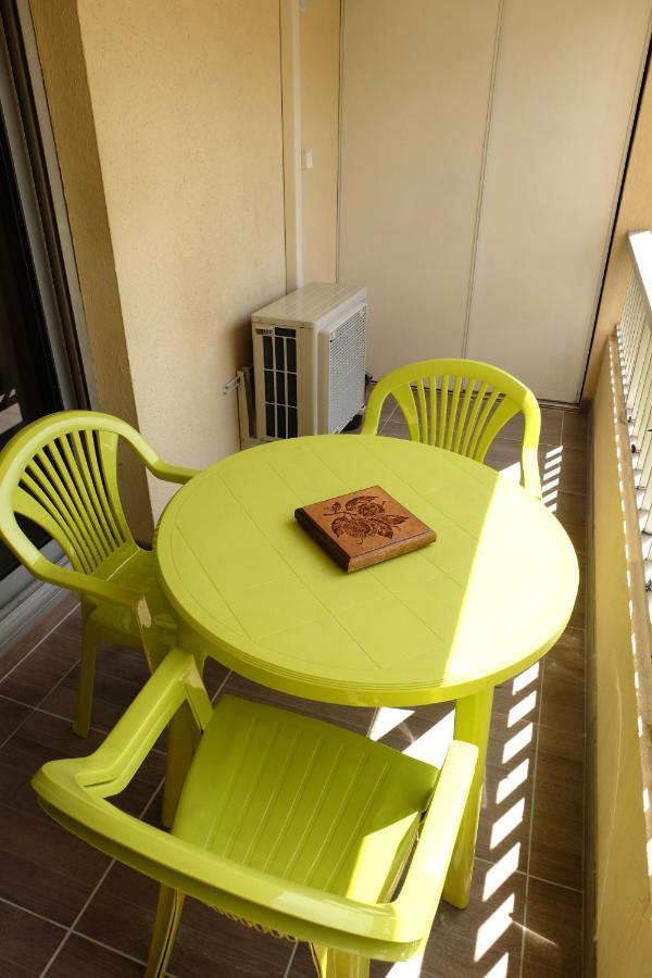 Petit Paradis Classe 3 Etoiles A 200M De La Plage! Terrasse-Wifi-Parking-Clim サン・マンドリエ・シュル・メール エクステリア 写真